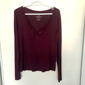 American eagle maroon long sleeve